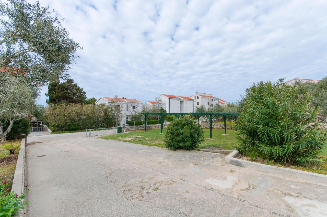 Apartments Villa Daniela Novalja Kültér fotó